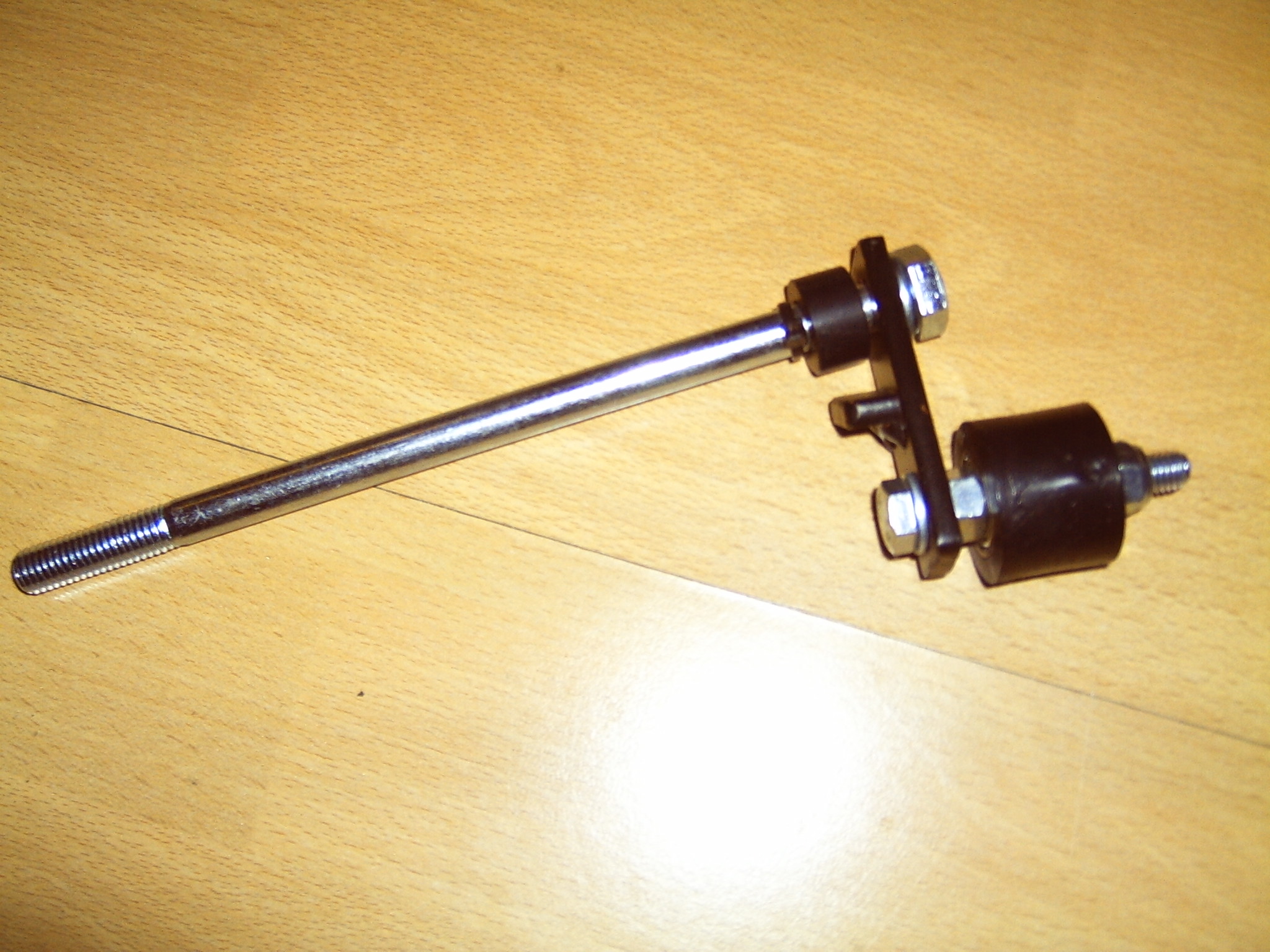 Kettenrolle mit Halter Kettenrolle mit Halter