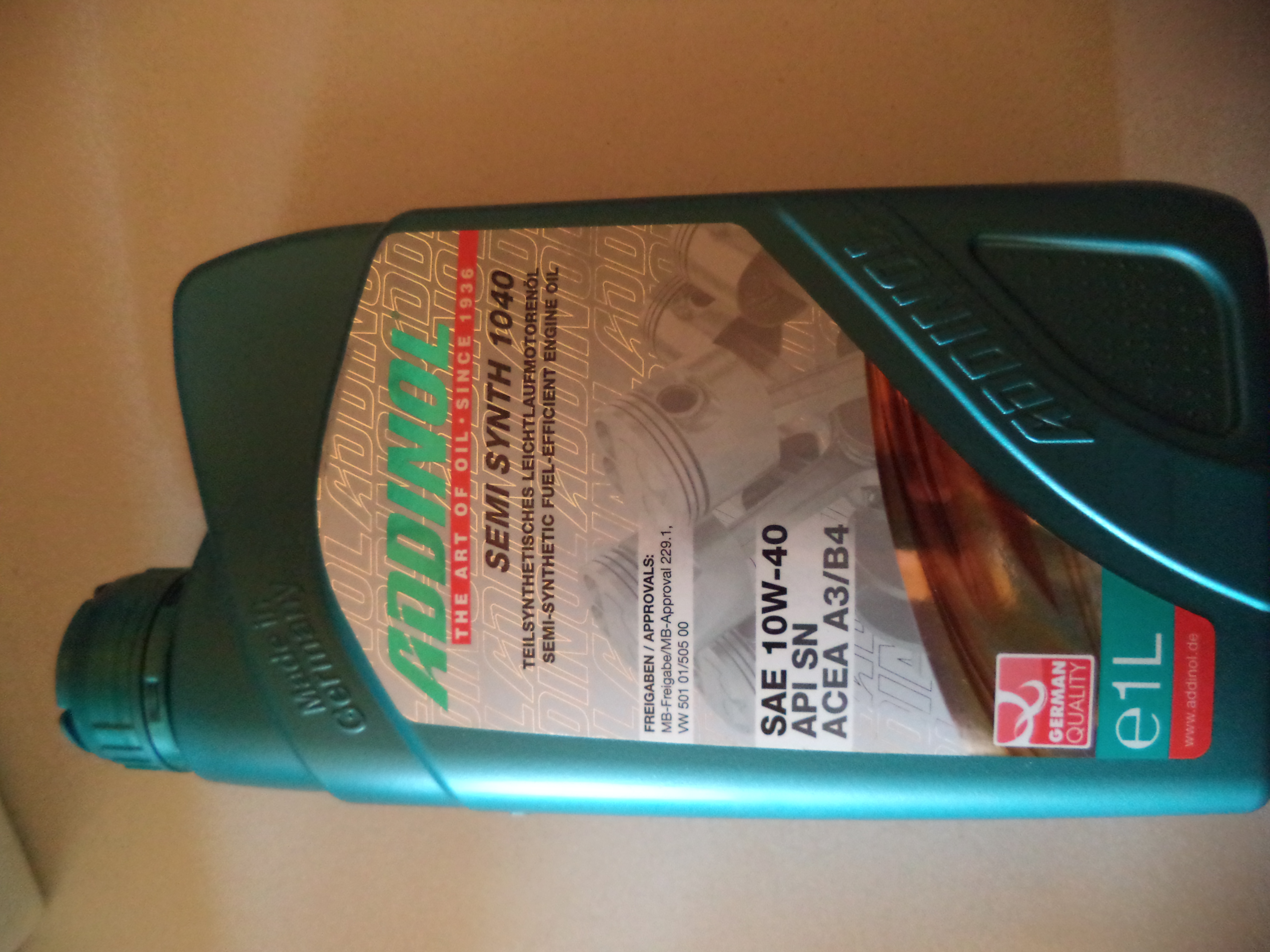 Motorenöl 10W40 Motorenöl 10W40